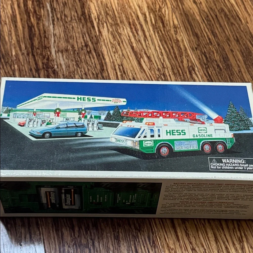 Vintage Hess 1996 Emergency Truck collectible toy new in box